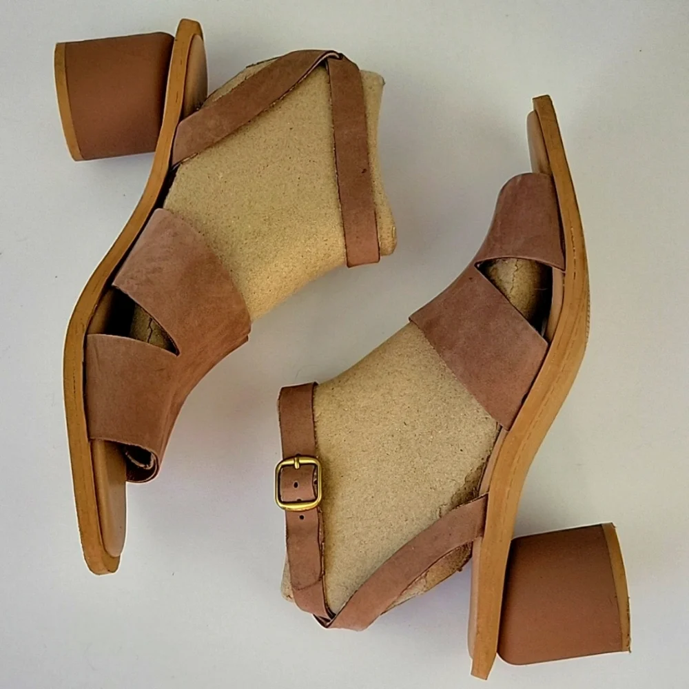 Lucky Brand Pemal Leather Sandals Taupe Size 8.5